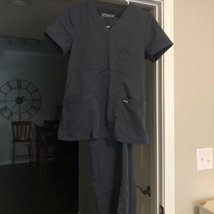 Grey’s Anatomy by Barco Scrub Set